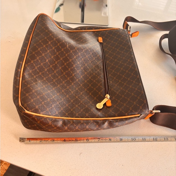 Rioni Brown and Orange Crossbody Bag with matching wallet - Picture 11 of 16